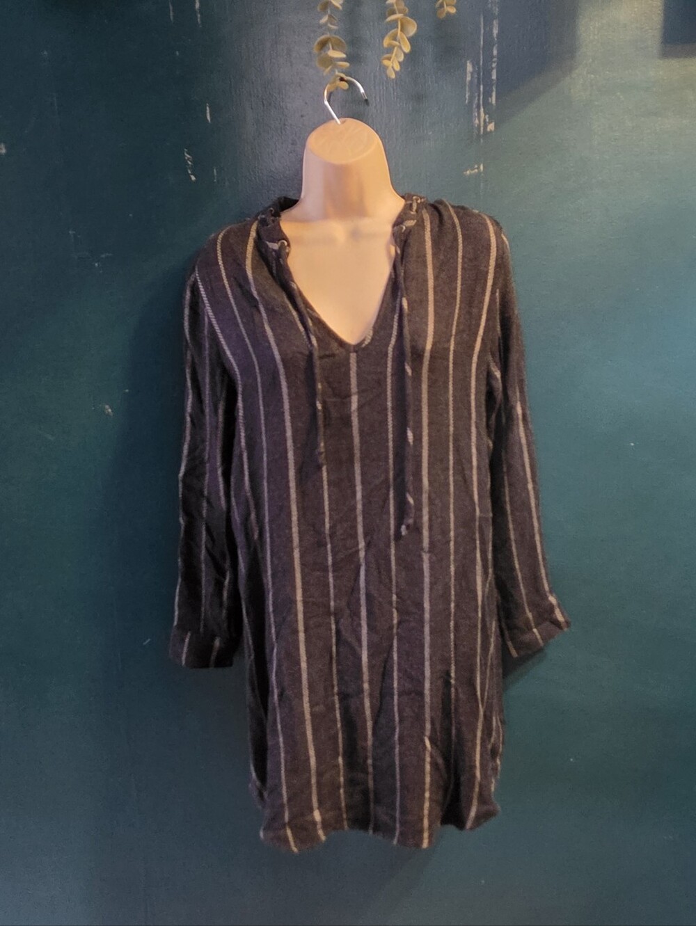 Anthropologie Navy & White Striped Long-Sleeve V-Neck Tunic Dress